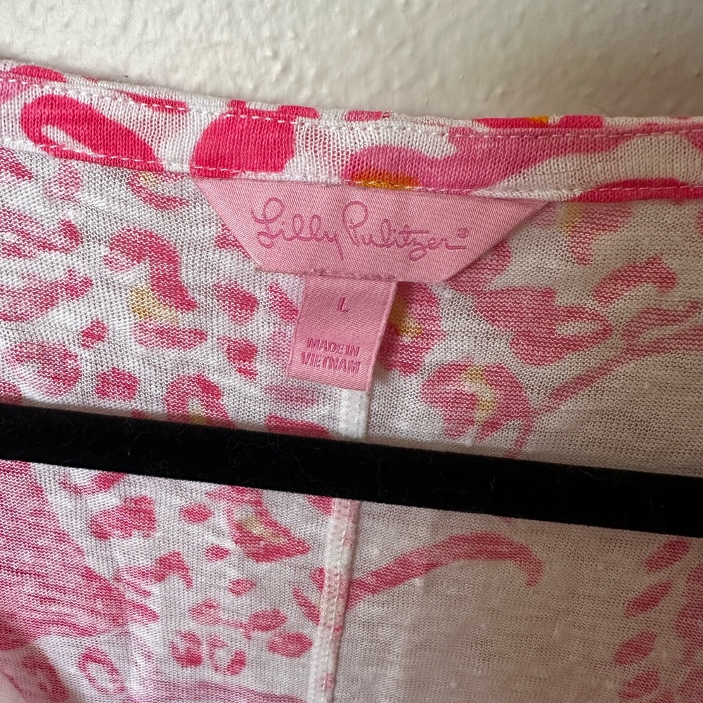 Lilly Pulitzer Duval Top in Hot Coral Trunk in Love - Picture 3 of 3